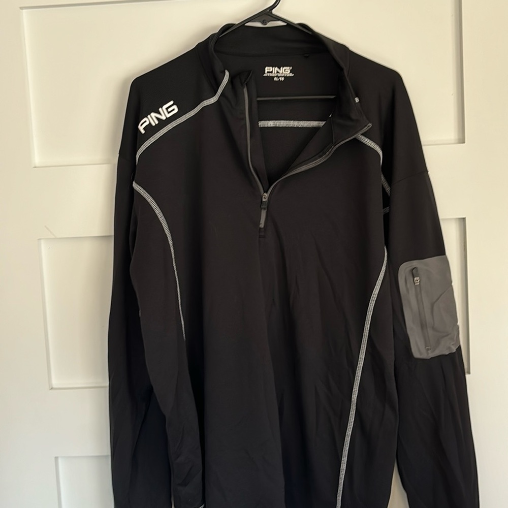 Men’s golf, king quarter zip black with PING logo